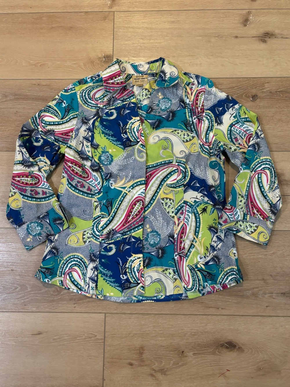 Women’s Non Iron Hold Label Investment Top Size 12 Paisley